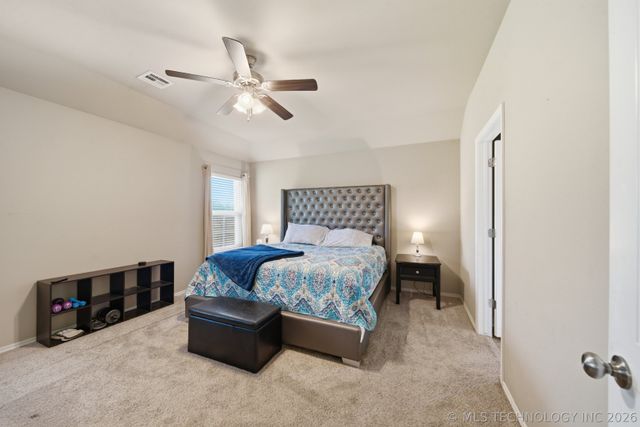 1435 W Burnham Avenue, Sapulpa, OK 74066