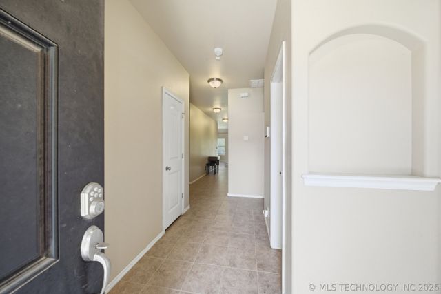 1435 W Burnham Avenue, Sapulpa, OK 74066