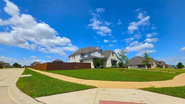 217 Longwood Drive, Sunnyvale, TX 75182