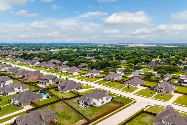 217 Longwood Drive, Sunnyvale, TX 75182