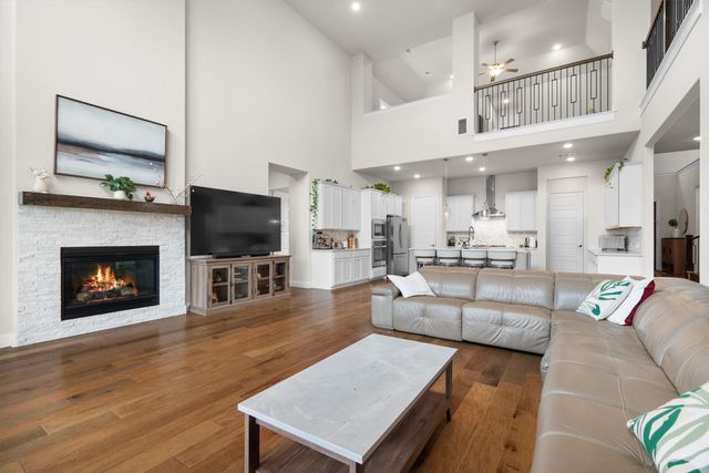 217 Longwood Drive, Sunnyvale, TX 75182