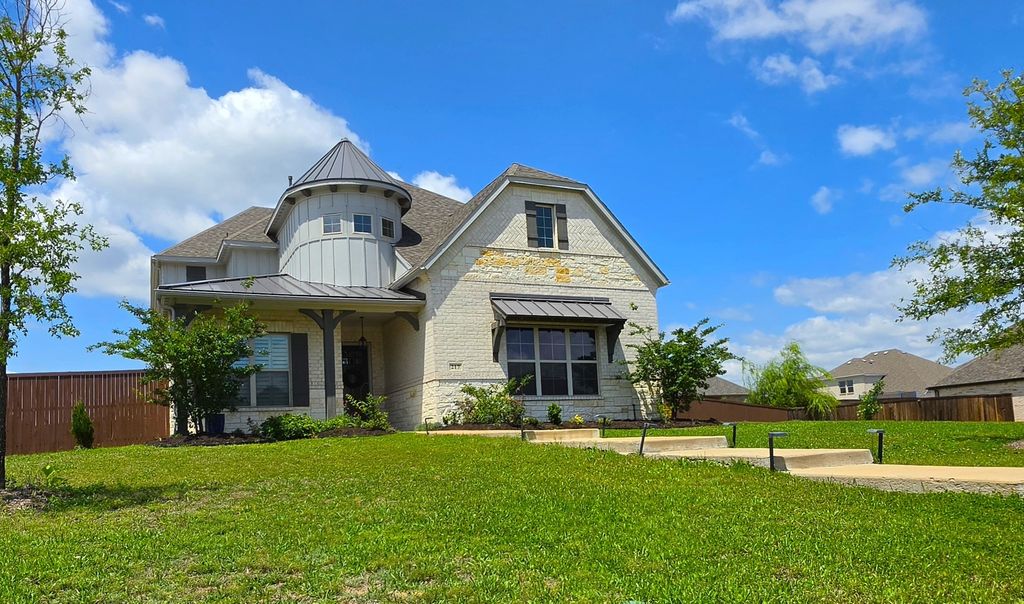 217 Longwood Drive, Sunnyvale, TX 75182