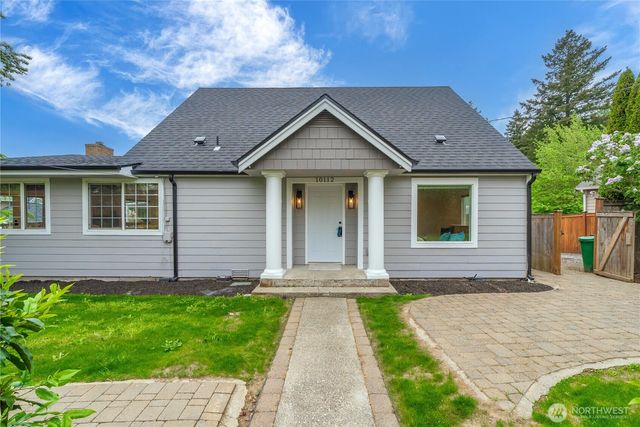 10112 SE 200th Street, Kent, WA 98031