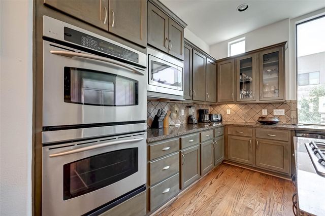 5202 Rose Street A, Houston, TX 77007