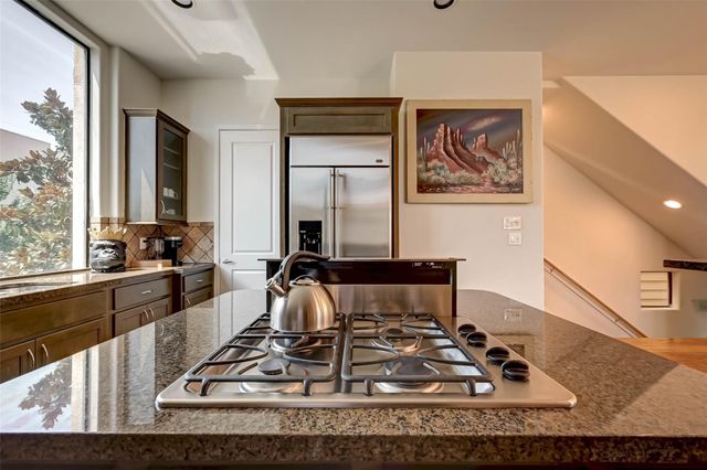 5202 Rose Street A, Houston, TX 77007