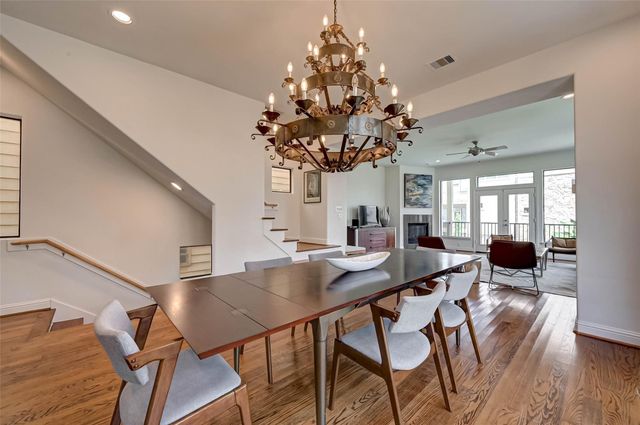5202 Rose Street A, Houston, TX 77007