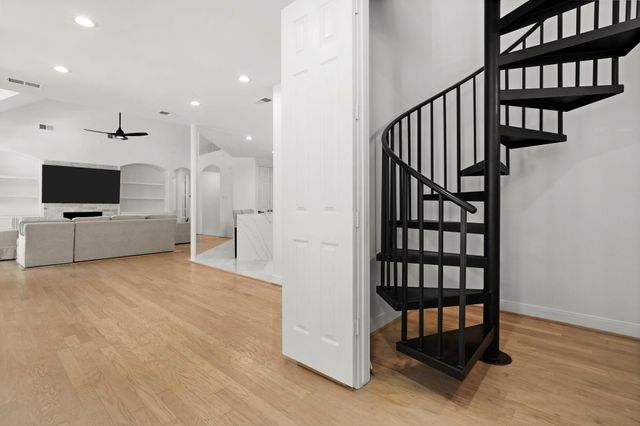 9502 Crosby Way, Missouri City, TX 77459