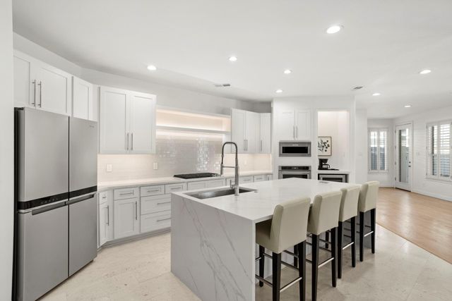 9502 Crosby Way, Missouri City, TX 77459