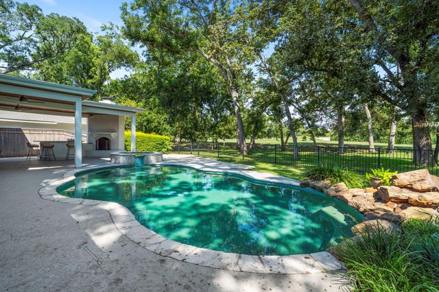 9502 Crosby Way, Missouri City, TX 77459