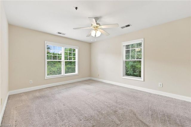 4762 Tatton Park Circle 2D, Winston-salem, NC 27103