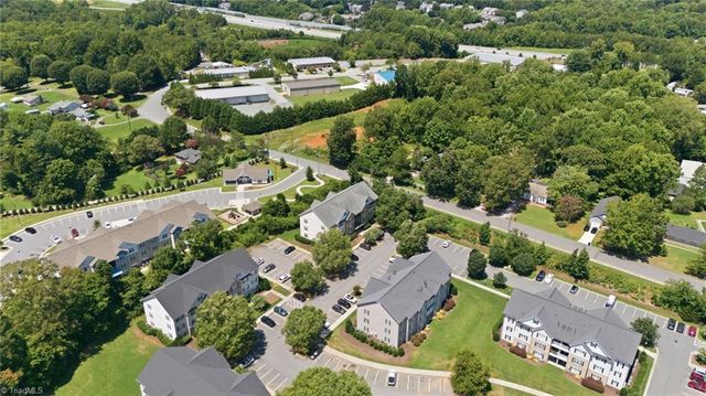 4762 Tatton Park Circle 2D, Winston-salem, NC 27103