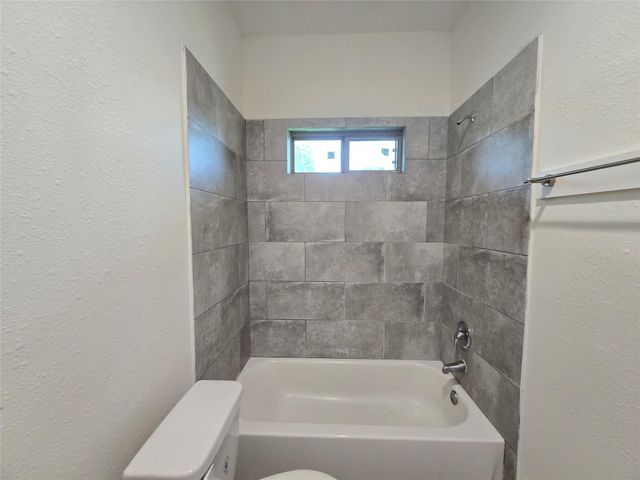 3702 Wylie Street A, Houston, TX 77026