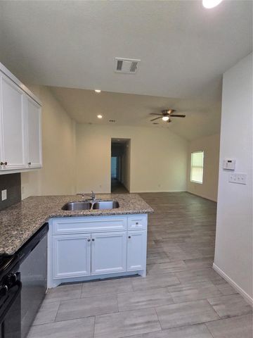 3702 Wylie Street A, Houston, TX 77026