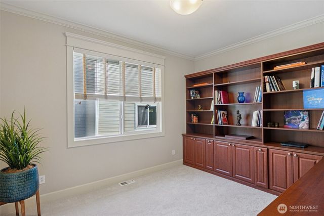 11815 157th Avenue NE, Redmond, WA 98052