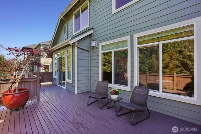 11815 157th Avenue NE, Redmond, WA 98052