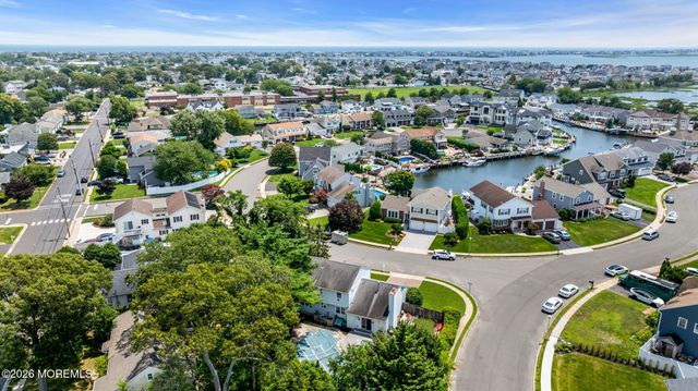 1501 Bel Aire Court W, Point Pleasant, NJ 08742