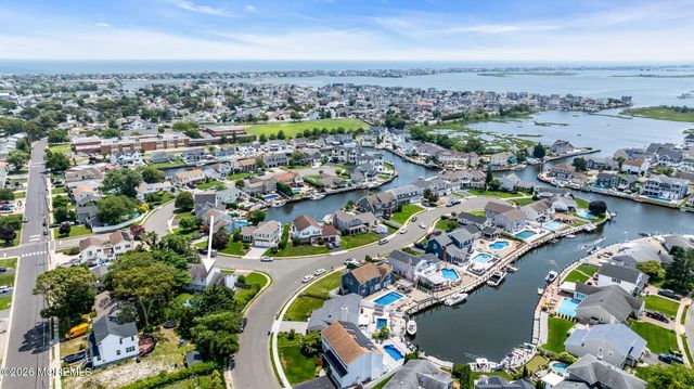1501 Bel Aire Court W, Point Pleasant, NJ 08742