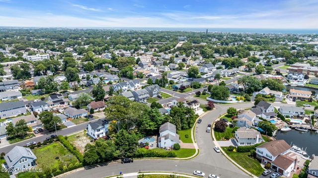 1501 Bel Aire Court W, Point Pleasant, NJ 08742
