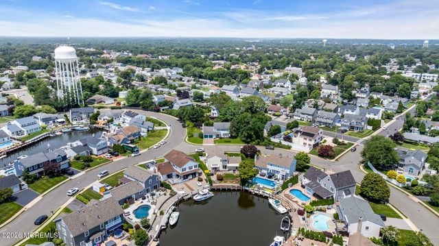 1501 Bel Aire Court W, Point Pleasant, NJ 08742