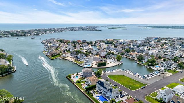 1501 Bel Aire Court W, Point Pleasant, NJ 08742