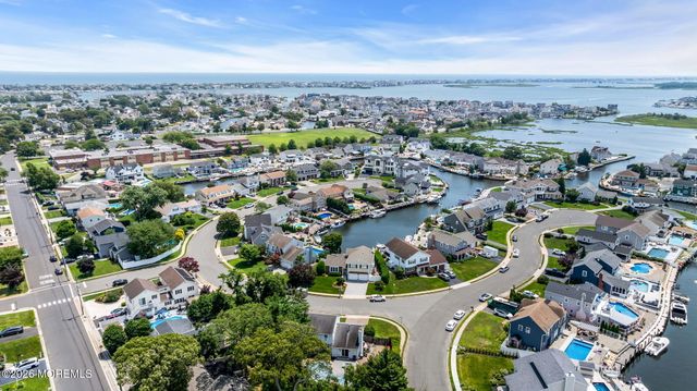1501 Bel Aire Court W, Point Pleasant, NJ 08742