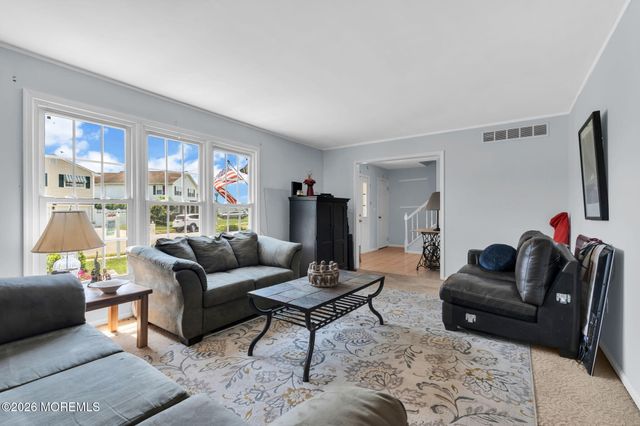 1501 Bel Aire Court W, Point Pleasant, NJ 08742