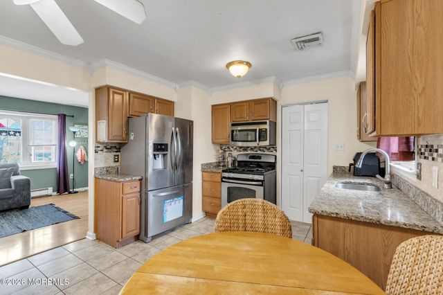 205 Hemlock Drive, Lanoka Harbor, NJ 08734