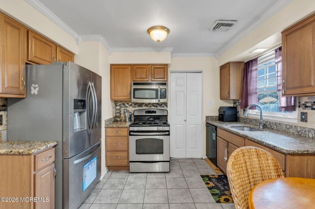 205 Hemlock Drive, Lanoka Harbor, NJ 08734