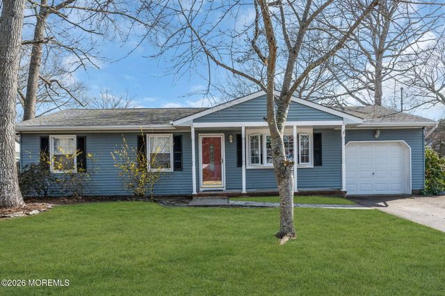 205 Hemlock Drive, Lanoka Harbor, NJ 08734