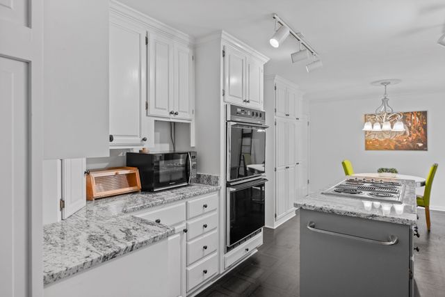 44 Vaughns Gap Rd, Nashville, TN 37205