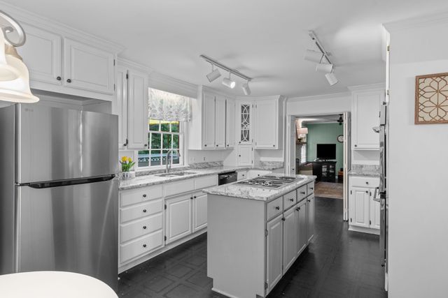 44 Vaughns Gap Rd, Nashville, TN 37205