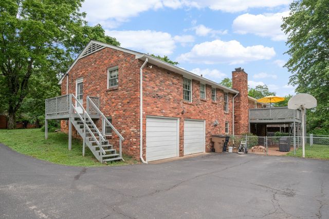 44 Vaughns Gap Rd, Nashville, TN 37205
