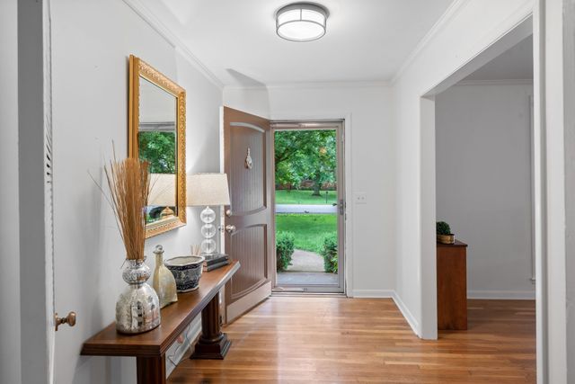 44 Vaughns Gap Rd, Nashville, TN 37205