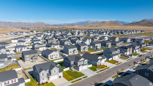 1077 E POSTMARK PL, Eagle Mountain, UT 84005