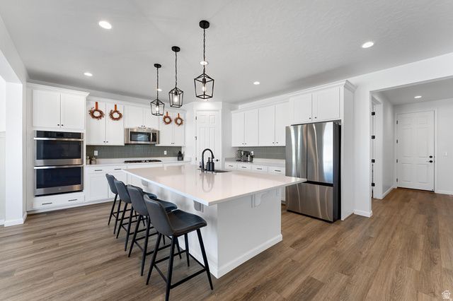 1077 E POSTMARK PL, Eagle Mountain, UT 84005