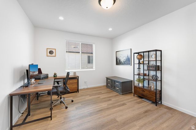 1077 E POSTMARK PL, Eagle Mountain, UT 84005