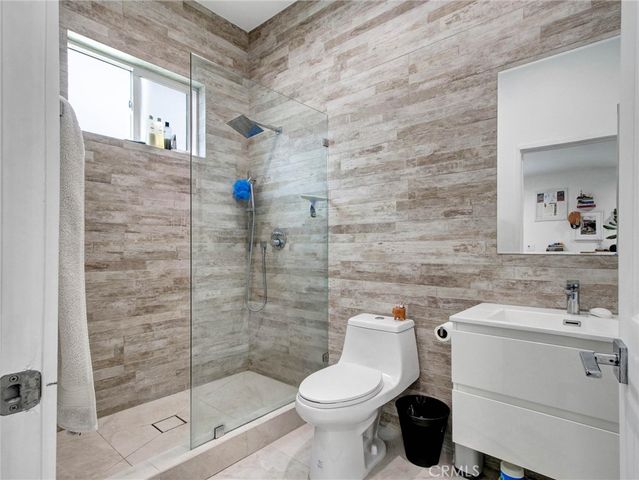 2957 Midvale, Los Angeles, CA 90064