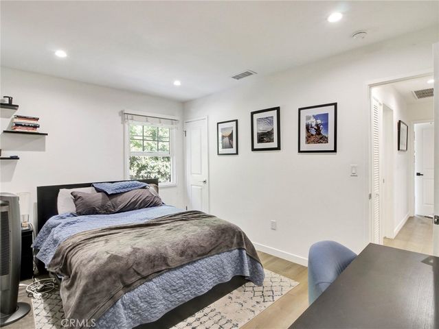 2957 Midvale, Los Angeles, CA 90064