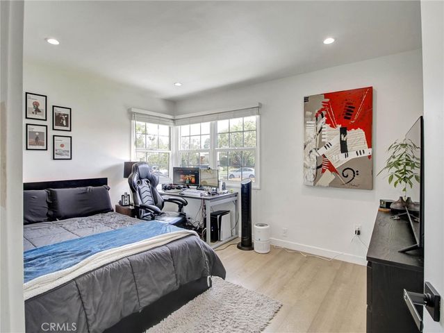 2957 Midvale, Los Angeles, CA 90064