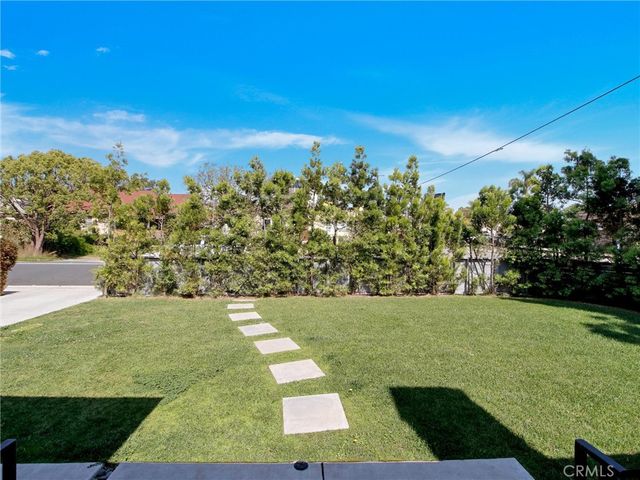 2957 Midvale, Los Angeles, CA 90064