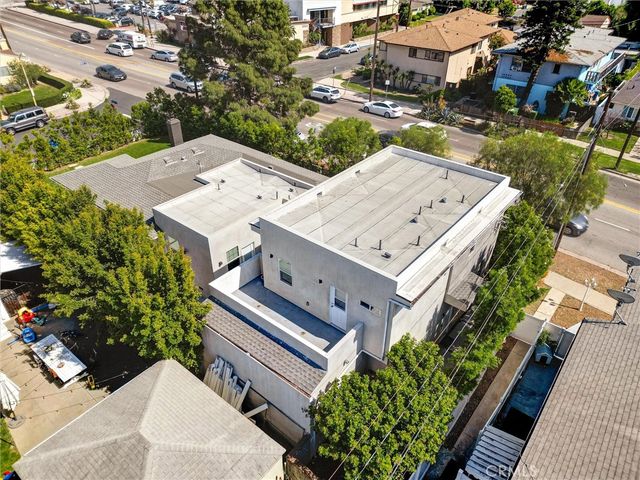 2957 Midvale, Los Angeles, CA 90064