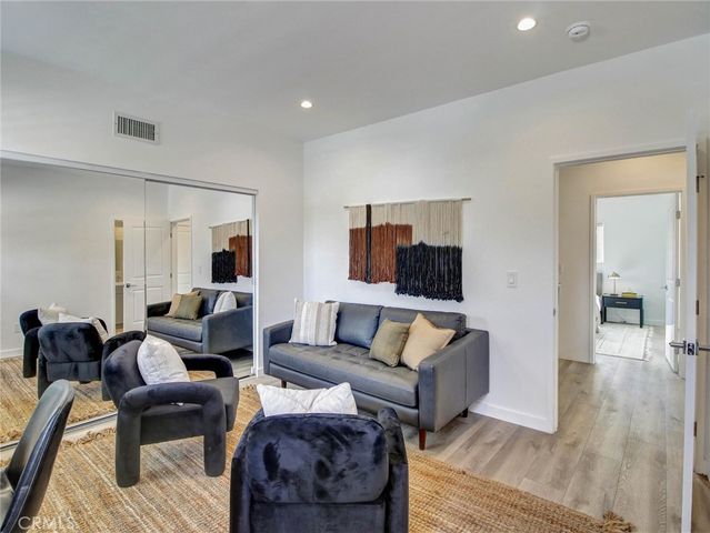 2957 Midvale, Los Angeles, CA 90064