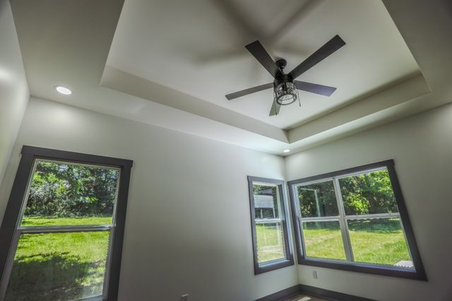 205 W Minnie Ave, Monterey, TN 38574