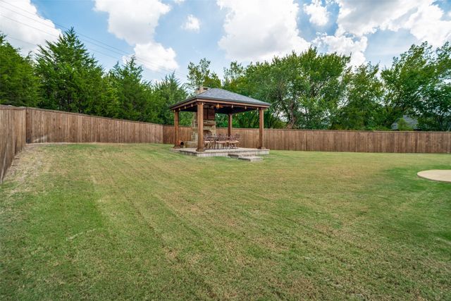 321 Berkshire Court, Prosper, TX 75078