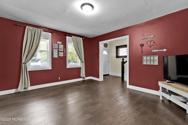 309 Church Street, Belford, NJ 07718