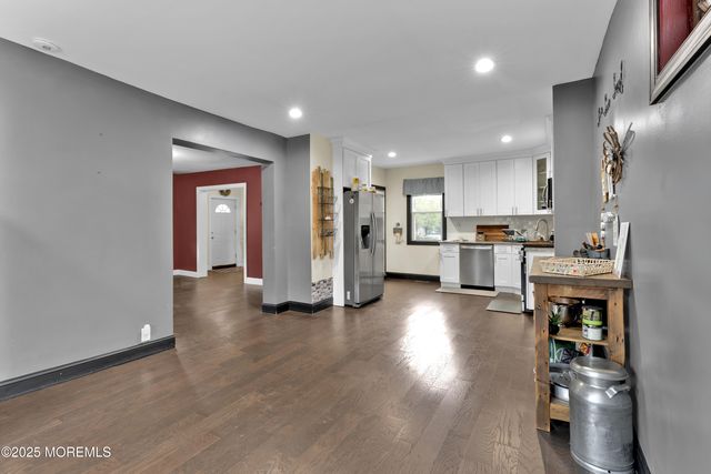 309 Church Street, Belford, NJ 07718