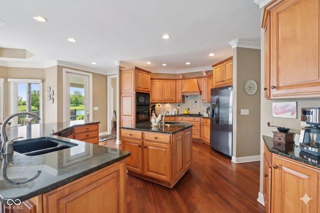 11283 Park Meadows Court, Noblesville, IN 46060