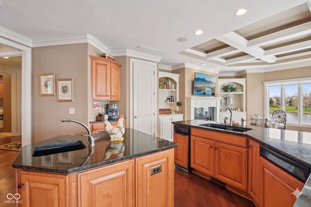 11283 Park Meadows Court, Noblesville, IN 46060