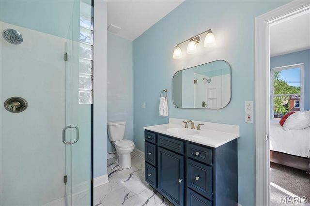4111 Hartford Street, St Louis, MO 63116