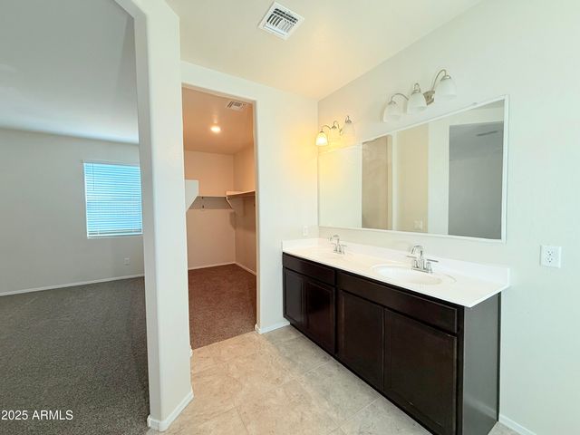 1075 W AVALON CANYON Drive, Casa Grande, AZ 85122